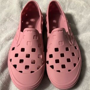 BRAND NEW ** VANS slip on TRK shoes